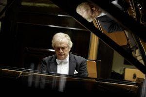 Justus Frantz spielt Beethoven