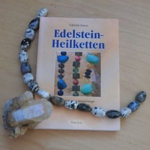 Forsthaus Rehmühle - Edelsteinketten selber fädeln mit Patricia Hörth