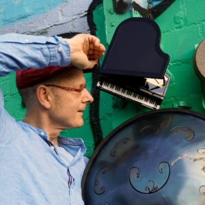 PIANO, DRUMS & SOUNDS - genial fatal und nie banal