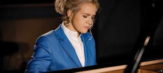 Aleksandra Mikulska spielt Chopin – Klavierkonzert