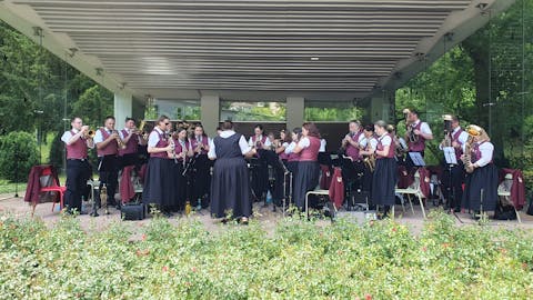 Konzertreihe: Konzerte im Kurpark mit der Orchestervereinigung Calmbach