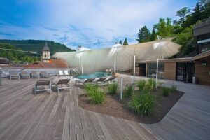 Therme mit Hotel
