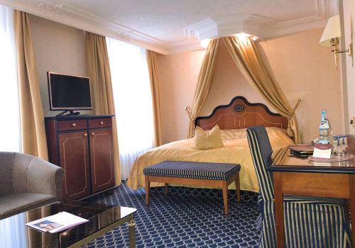 Doppelzimmer Rossini Superior Bad Wildbad im Wellnesshotel Moknis im Schwarzwald