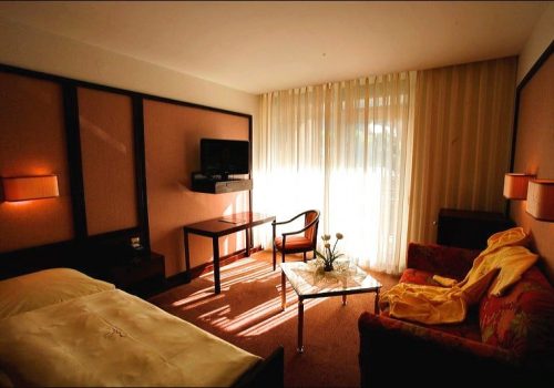 Einzelzimmer Badhotel Standard Wellnesshotel Bad Wildbad Schwarzwald