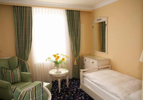 Rossini 22 Wellnesshotel Moknis im Schwarzwald das Einzelzimmer Rossini Bad Wildbad