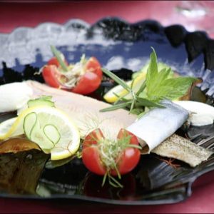 Wellnesshotel Moknis im Schwarzwald ein Teller frische Forelle