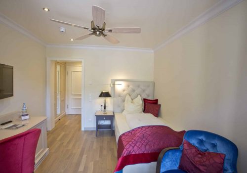 Einzelzimmer Comfort Badhotel Wellnesshotel Moknis im Schwarzwald
