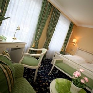 Wellnesshotel Moknis im Schwarzwald das Doppelzimmer Luxus Rossini Bad Wildbad